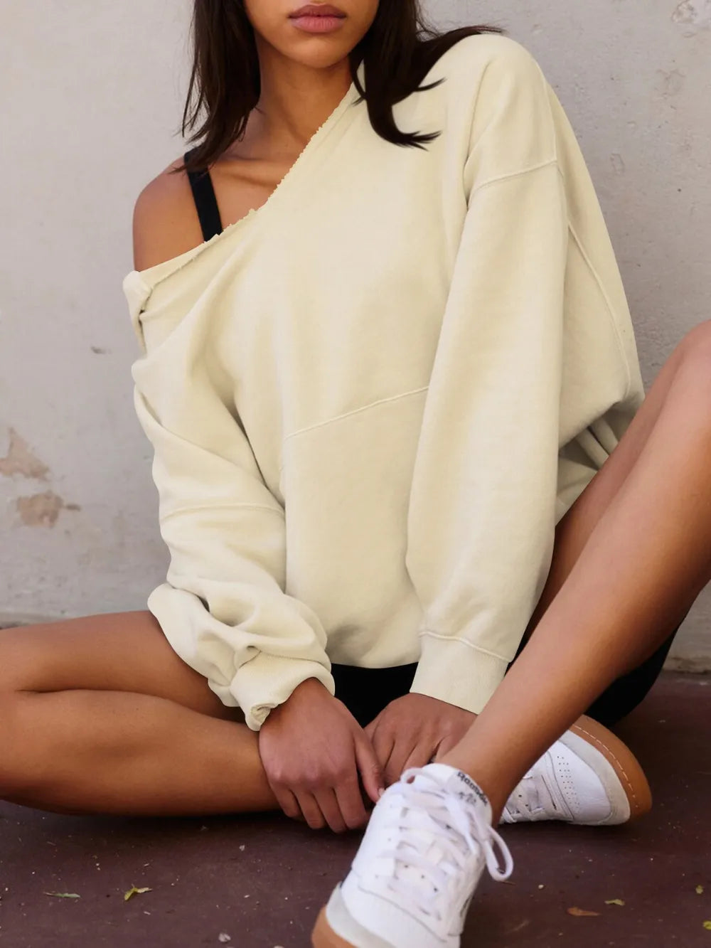 we87 Oversized V Neck Basic Hoodie