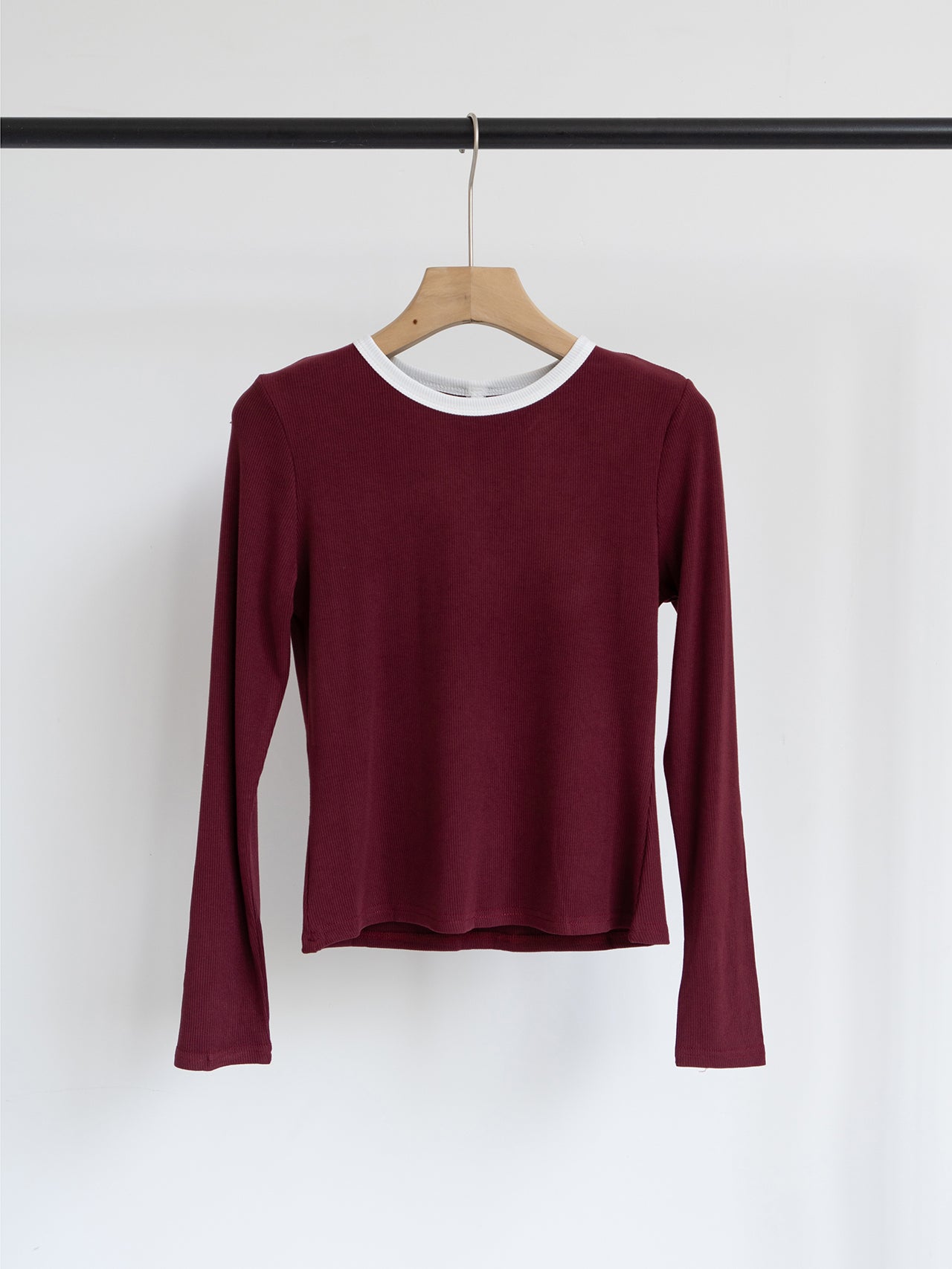 We105 Solid Color Cotton Ribbed Long Sleeve T-shirt